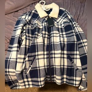 True religion light jacket. Very nice. Xmas gift not my style.